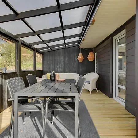 Karli - 330m To The Fjord By Interhome Nyaraló