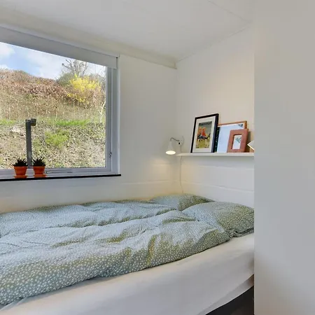 Nyaraló Karli - 330m To The Fjord By Interhome